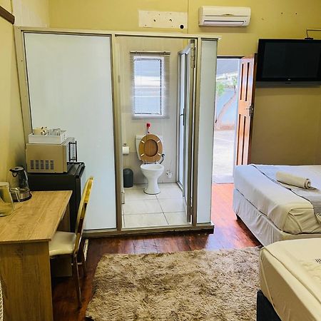 St Eve Lodge & Spa Блоемфонтейн Екстериор снимка