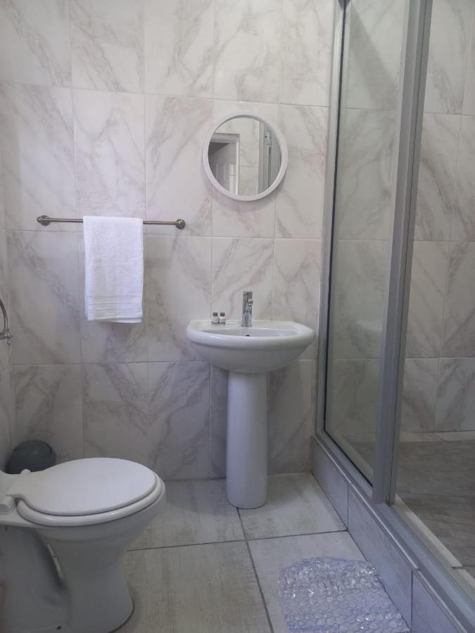 St Eve Lodge & Spa Блоемфонтейн Екстериор снимка