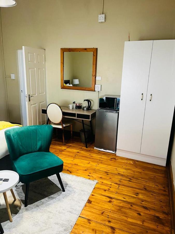 St Eve Lodge & Spa Блоемфонтейн Екстериор снимка