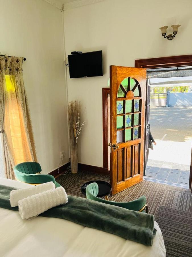 St Eve Lodge & Spa Блоемфонтейн Екстериор снимка