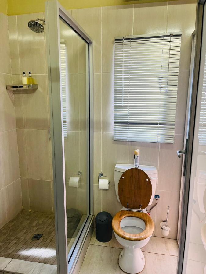 St Eve Lodge & Spa Блоемфонтейн Екстериор снимка