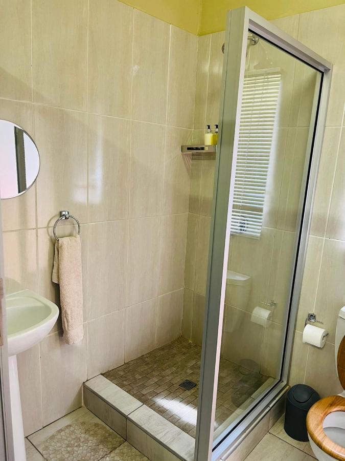 St Eve Lodge & Spa Блоемфонтейн Екстериор снимка